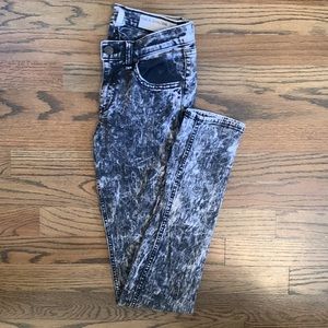 Skinny acid wash jean - rag & bone, excellent condition. Made in USA